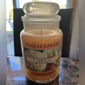 Yankee Candle White Chocolate Mint 22oz Candle Slightly Used